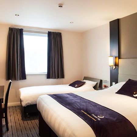 Premier Inn Guildford North - A3 Esterno foto