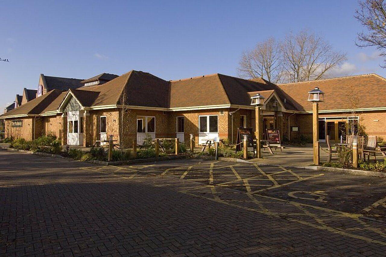 Premier Inn Guildford North - A3 Esterno foto