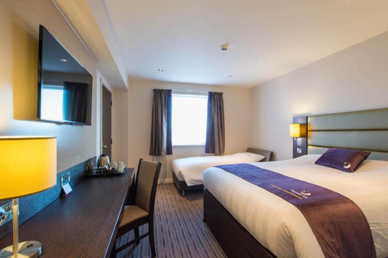 Premier Inn Guildford North - A3 Esterno foto