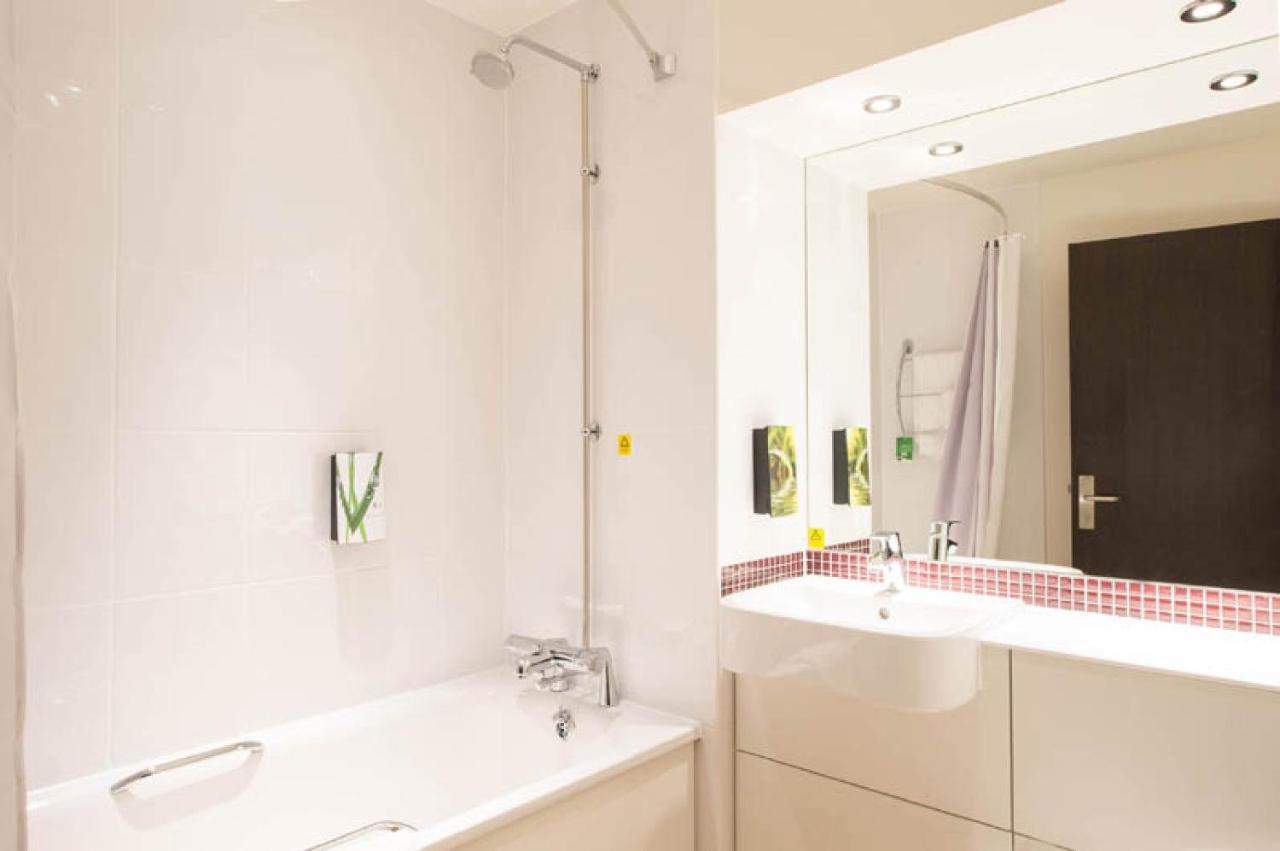 Premier Inn Guildford North - A3 Esterno foto